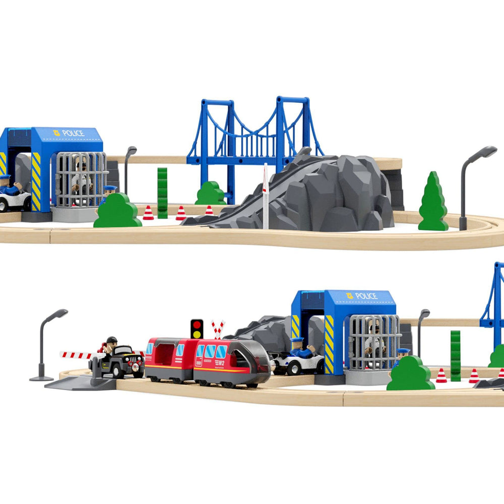 Z MAYABBO police station fits with Thomas Brio and other wooden tracks.