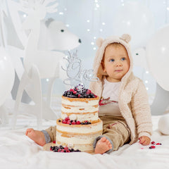 ZACHAKO Lightweight recyclable paper topper safe for cake surfaces.