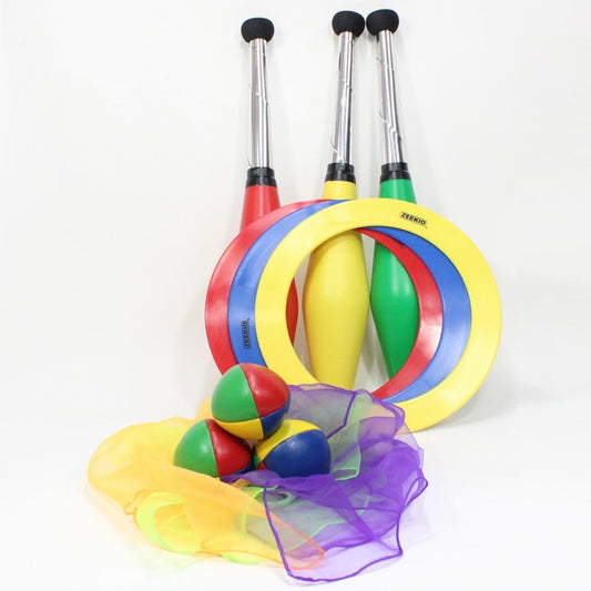 Zeekio YoYoSam juggling kit contents show beginner-friendly setup for practice