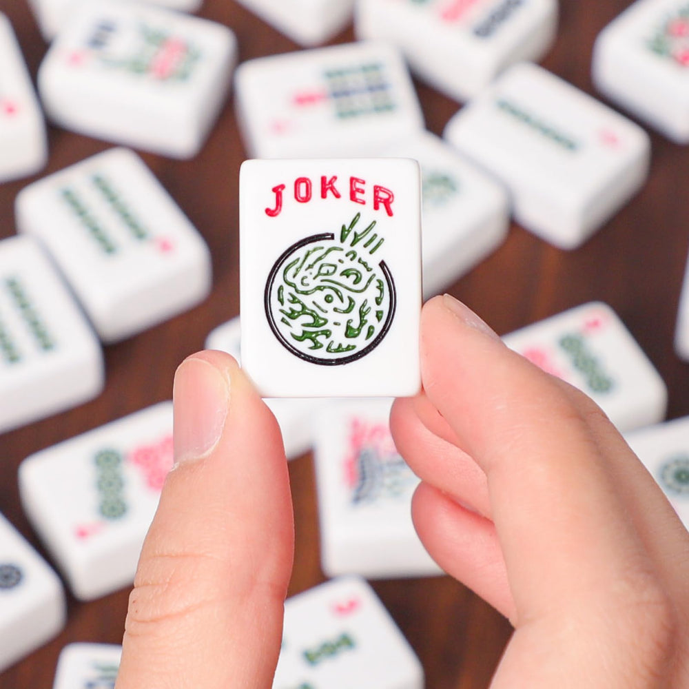 ZGME dice and chips: authentic play boosts game feel