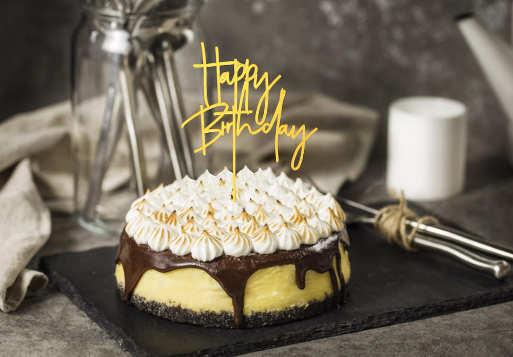ZHENGYE gold birthday cake sign adds sparkle to celebrations.