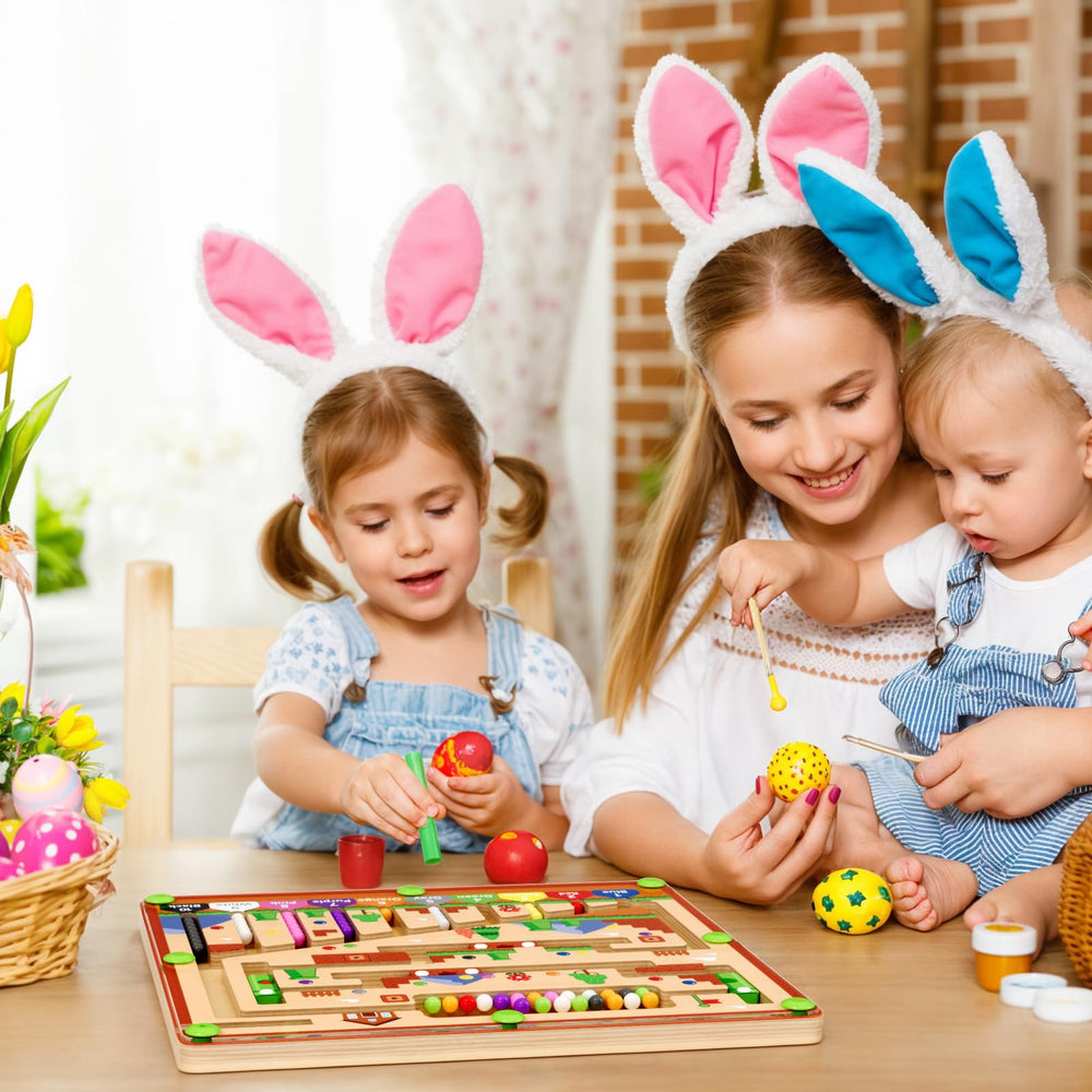 Color recognition and counting practice with the zhiwuzhu maze toy