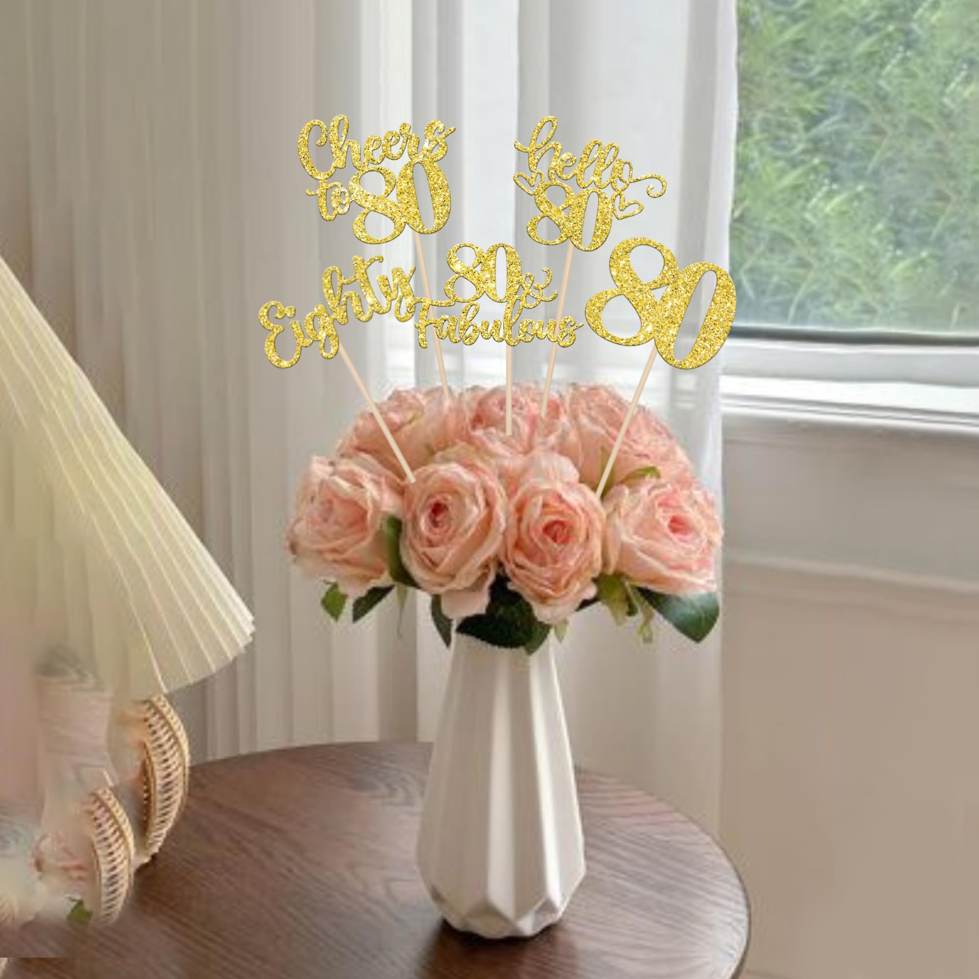 ZHUOWEISM Floral decorations centerpiece sticks enhance table displays at birthday celebrations.