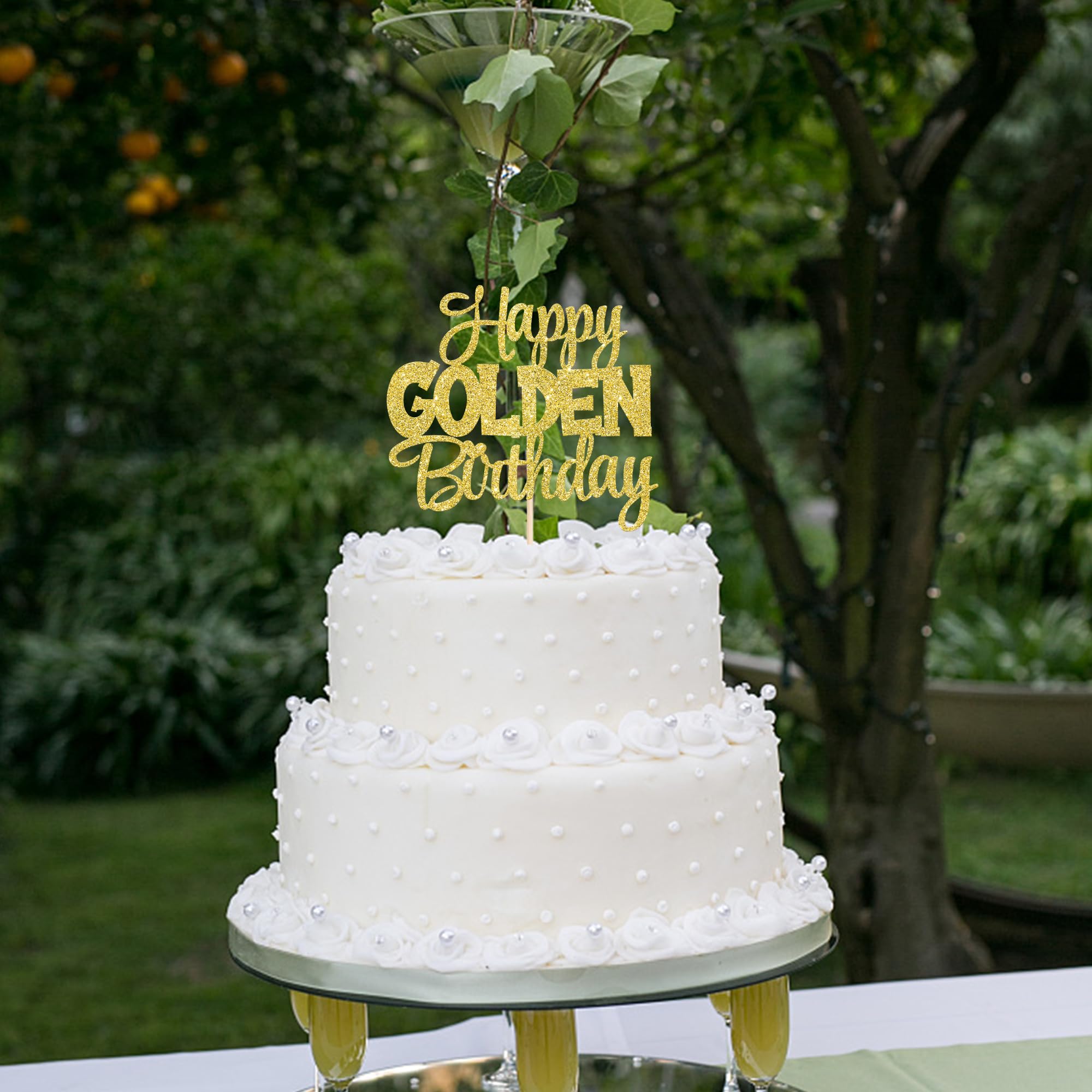 ZHUOWEISM Cake topper with stick provides easy, stable placement.