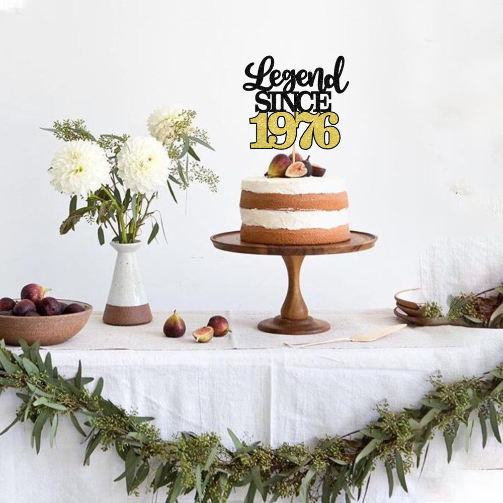 ZHUOWEISM glitter card stock topper provides durable, eye-catching dessert decoration.