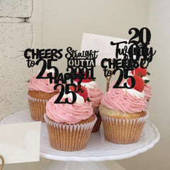 ZHUOWEISM glitter-card-stock-topper gleams under lights, elevating dessert presentation.