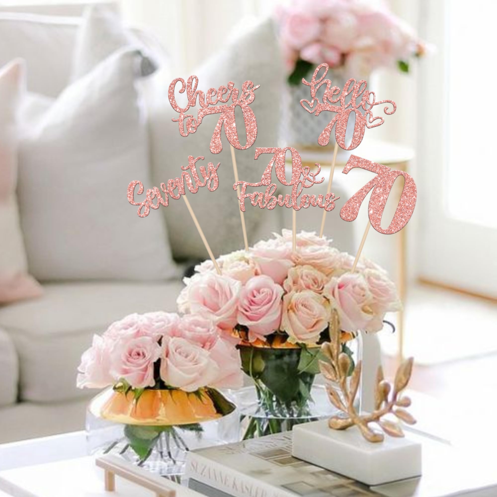 ZHUOWEISM Rose gold glitter centerpiece sticks shine under party lights for elegant décor.