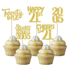 ZHUOWEISM straight outta 2005 topper on cupcakes adds festive sparkle.