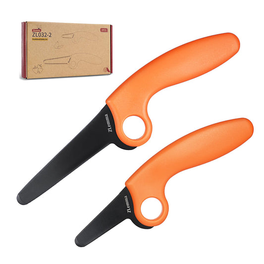 ZLemma Kids Cardboard Saw with ergonomic ring for safe, comfortable cutting.