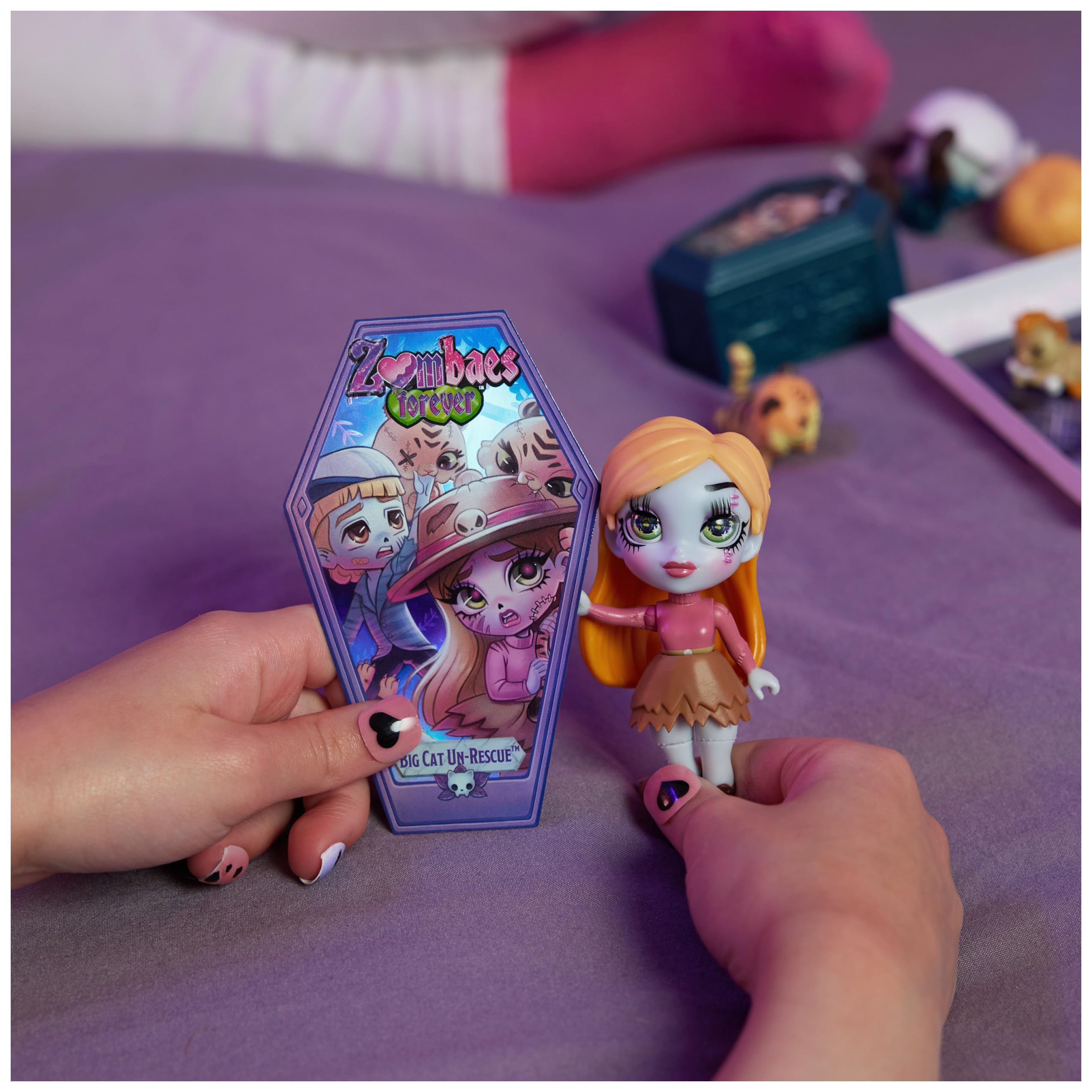 Baby pet included to expand the Zombaes Forever family during play