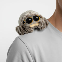 ZonHoriz magnetic spider plush 4.33-inch design attaches to metal surfaces for playful decoration