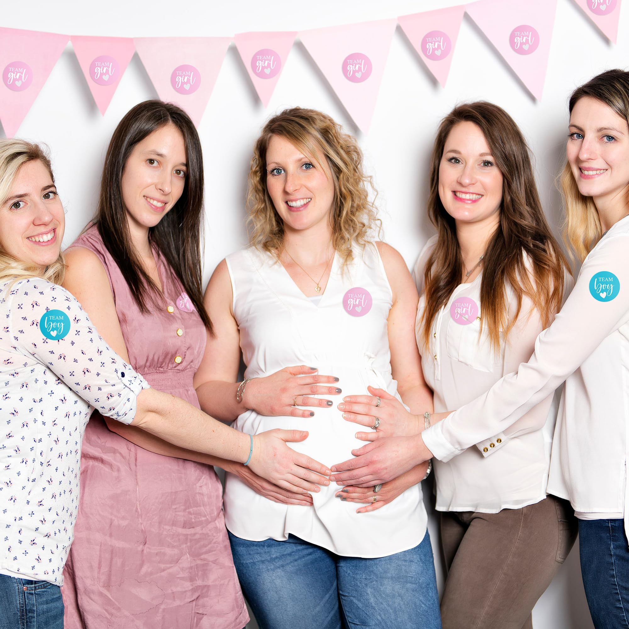 ZouYee pink and blue gender reveal sticker on water bottle for photo moments