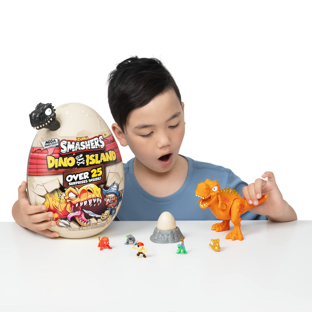 Golden dino skull pencil topper with the ZURU Smashers set