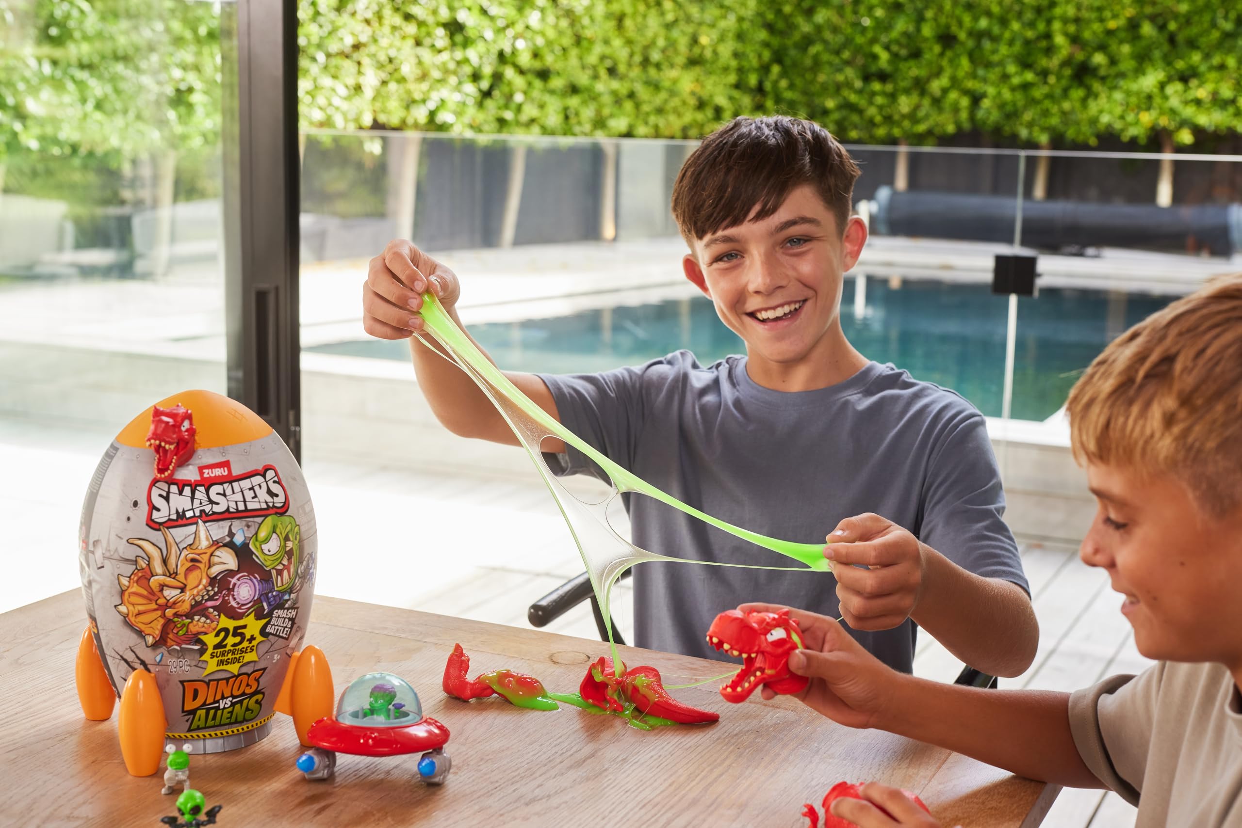 ZURU SMASHERS slime and dirt reveal fuels hands-on discovery