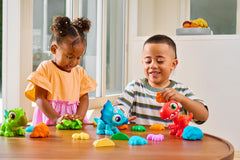 ZURU SMASHERS Stegosaurus piece for STEM-friendly construction and problem solving